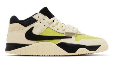 Travis Scott x Jordan jumpman size 11M lightly worn